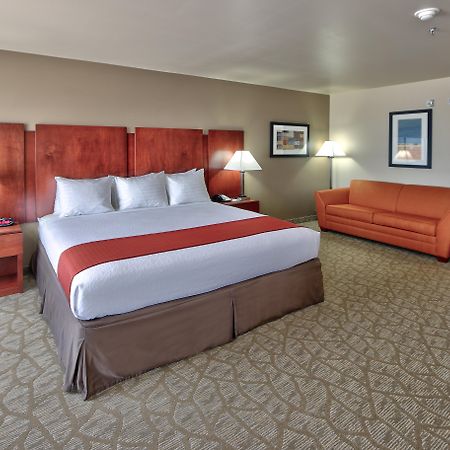 Holiday Inn Roswell By Ihg Екстериор снимка