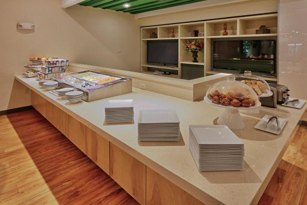 Holiday Inn Roswell By Ihg Екстериор снимка